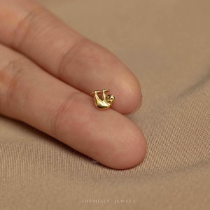 Tiny Sloth Threadless Flat Back Earring, 20,18,16ga, 5-10mm Unisex, Surgical Steel SHEMISLI SS1086