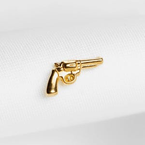 Revolver Gun Stud, Threadless Flat Back Earring, Minimalist Style, A-SS1191