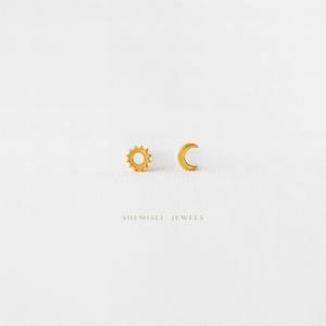 Clous d'oreille soleil et lune, boucle d'oreille céleste dépareillée, mini clous, unisexe, or, argent SHEMISLI SS019 (SS133S1, SS134S1)