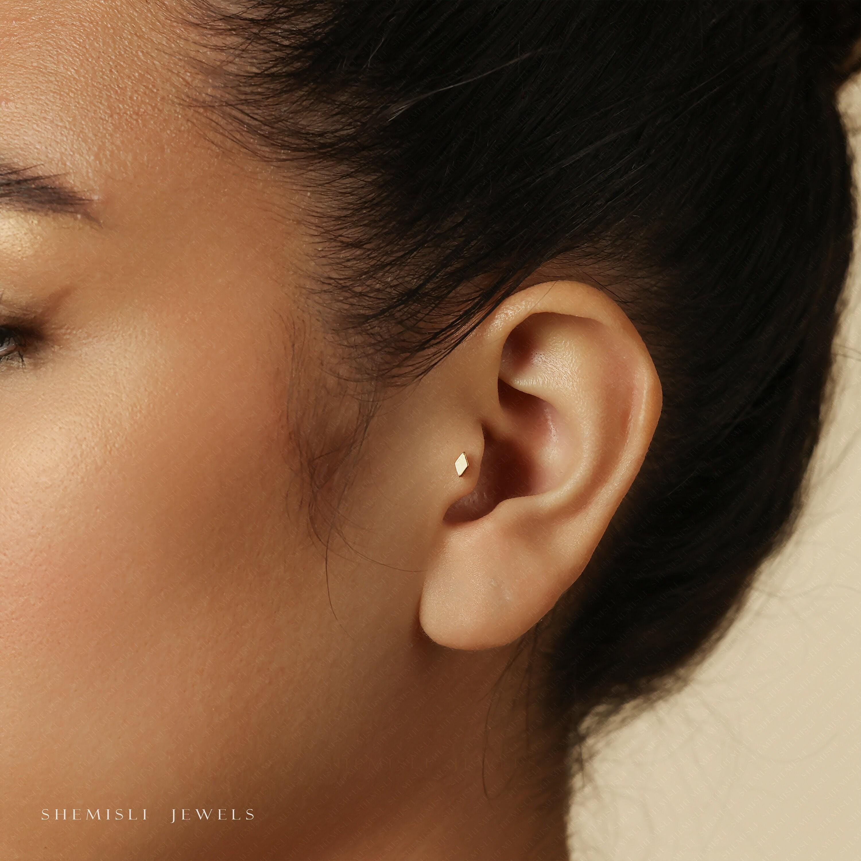 Tiny Diamond Shape Threadless Flat Back Tragus Stud, 20,18,16ga, 5-10mm Unisex, Stainless Steel SHEMISLI SS721