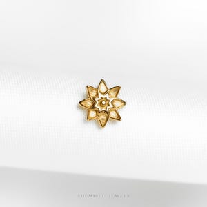 Petite boucle d'oreille sans filet à dos plat, fleur étoile à 8 branches, calibre 20,18,16, 5-10 mm unisexe, acier chirurgical SHEMISLI SS1162