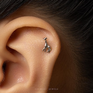 Giraffe Stud, Threadless Flat Back Earring, Minimalist Style, A-SS1079