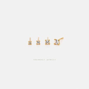 White CZ Stud 1.5, 2, 2.5, 3mm, Unisex, Gold, Silver SS221 SS072 SS158 SS073 Butterfly End, SS463 SS464 SS465 SS466 Screw Ball End (Type A)