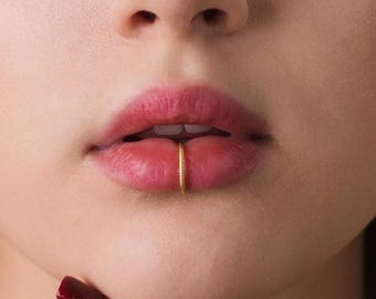 Twisted Lip Ring, Labret Ring, Minimalist Style, A-SH569 SH570