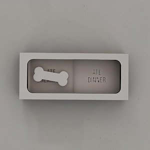 Simple Pet Task Reminder | Engraved Slider Dog Feeding Wall Sign | Dog Tracker | Breakfast Dinner Magnet | Fed or Not