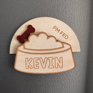 Recordatorio de comida personalizado para mascotas (AM/PM) / Letrero giratorio para perros / Letreros rústicos para perros / Imán deslizante