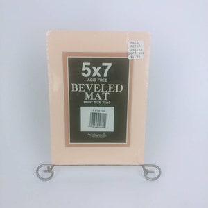 Vintage 5x7 Picture Frame Mat: Light Peach Beveled Acid-Free