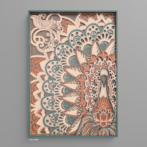 The Peacock - digitaal snijbestand voor het maken van meerlaagse muurkunst geschikt voor lasersnijden, cnc-frezen beschikbaar SVG, AI, DXF, Lightburn.