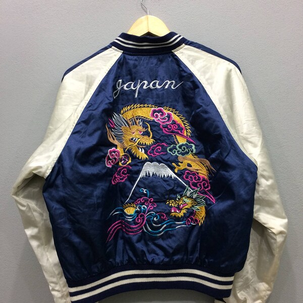 Vintage Sukajan Sauvenir Jacket Dragon Roar Embroidery Japanese Satin Jacket Medium Size
