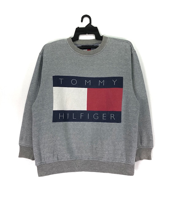 tommy grey jumper