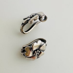 スターリングシルバーフラワーフック留め金2個、8 mm