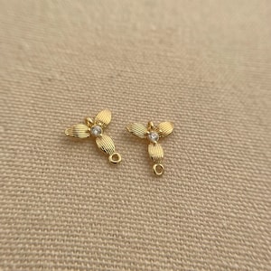 2pc cubic zirconia flower charm  (12*10mm)