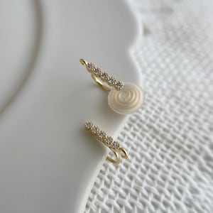 1 paire - or 9k rempli - clip de barre de zircone cubique sur boucle d&#39;oreille non percée (12mm)