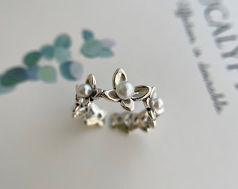 Flower Pearl Ring - Gifts for Women Girls  - Adjustable