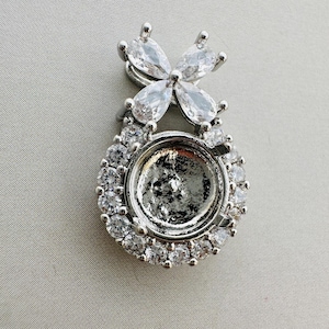 8x8mm Settings, 4 pieces, Silver Plated Charm Findings
