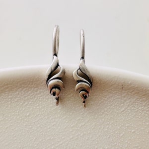 Solid Sterling Silver Earwires , Earrings Findings / 17x4mm