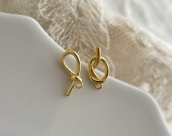 1 pair gold over solid sterling silver asymmetrical knot stud earring / post earrings findings / studs earring supplies / 10 x 5mm