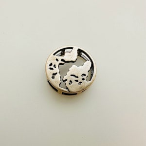 1Pcs Solid Sterling Silver Worldmap Bead / 11x11mm / Hole 2mm
