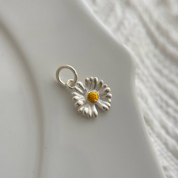 Solid Sterling Silver Sunflower Daisy Charm / 10mm