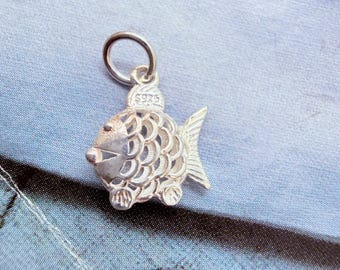 Sterling Silver Fish Charm  , 10mm, 1 piece