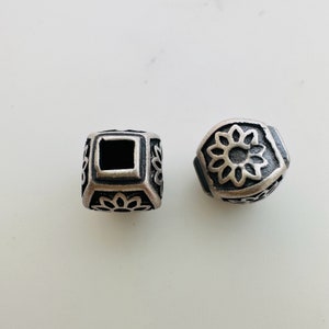 2 pcs, Solid Sterling Silver Flower beads, 8x8mm, hole 3mm