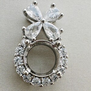 8x8mm Settings, 4 pieces, Silver Plated Charm Findings