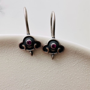Solid Sterling Silver Earwires , Earrings Findings / 19x8mm