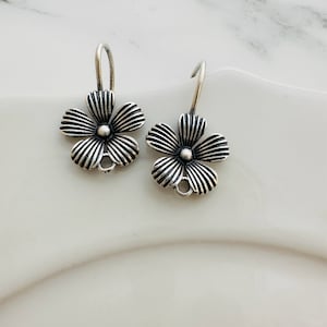 solid sterling silver flower earwires findings / 23x13mm / 1 pair
