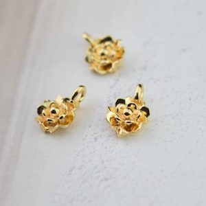 5 of gold filled tiny flower charm pendant 7*7mm