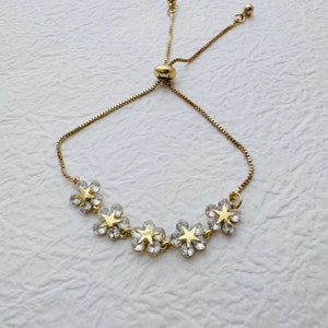 flower star bracelet everyday minimal