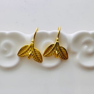 solid sterling silver leaf earwires, earrings findings, 1 pair, 17x11mm