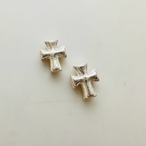 2Pcs, Solid Sterling Silver Cross Beads / 9x7mm / Thickness 2mm / Hole 1mm
