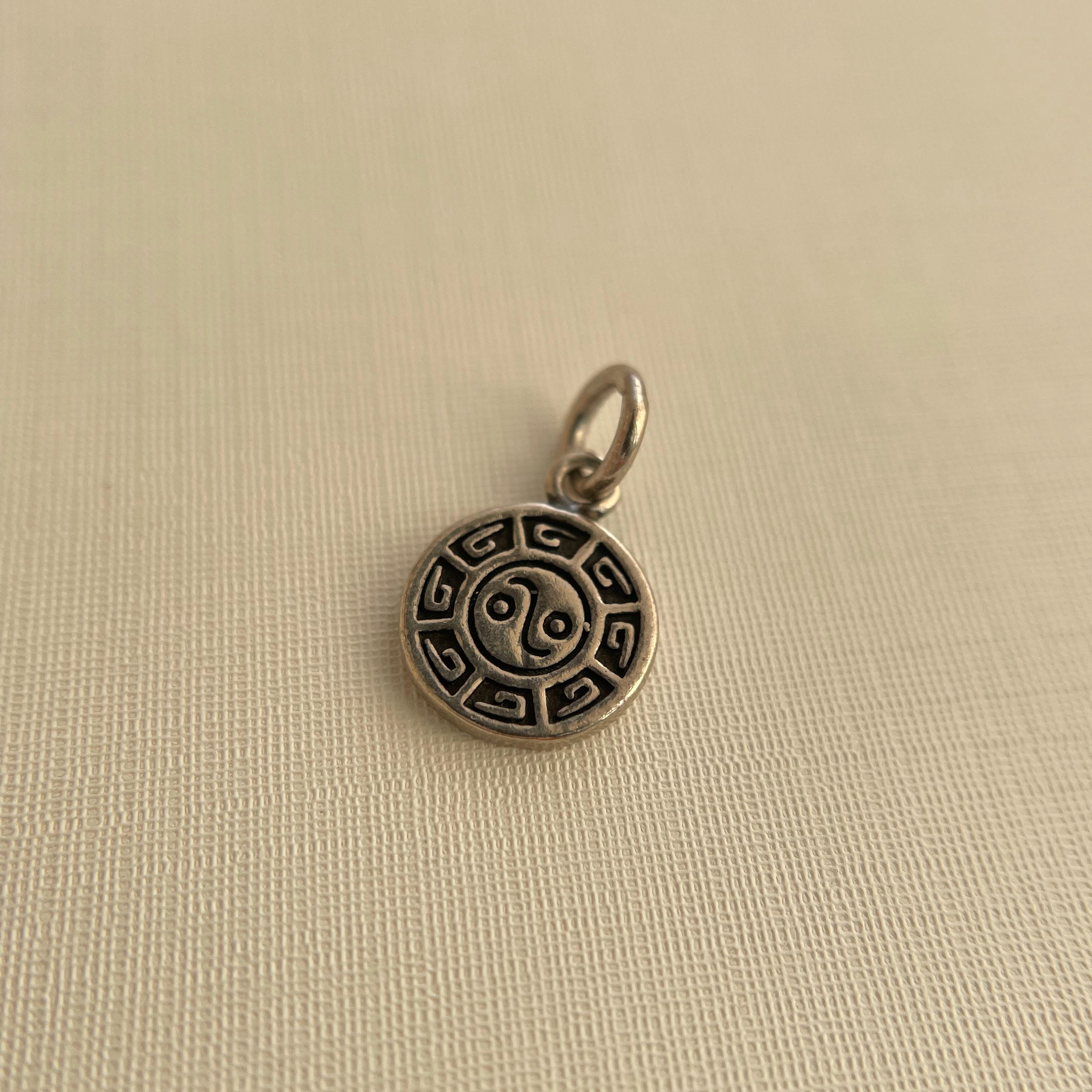Solid Sterling Silver Yin Yang Charm / 8mm, 1 Piece - Etsy Canada