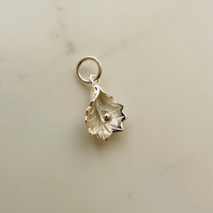 Solid Sterling Silver Lily Flower Charm / 13x9mm
