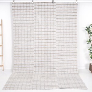 Vintage Turkish Kilim Rug 6x9: Neutral Handmade Area Rug