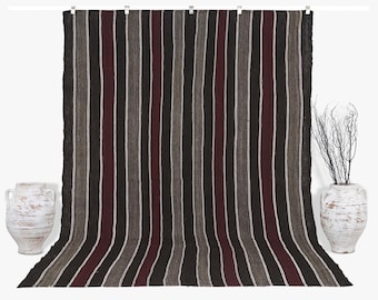 Vintage Turkish Kilim Rug 7x10: Handmade Bohemian Decor