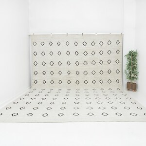 Vintage  Hemp Kilim Rug, White Black Rug, Large Kilim Rug 11x14 , Oversize rug, Area rug, Turkish Kilim Rug , 12810