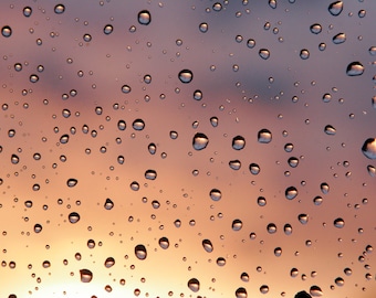 Arte de parede abstrata, impressão abstrata, fotografia abstrata - Janela de gotas de chuva, gotas de chuva do pôr do sol, gotas de água, gotas metálicas líquidas