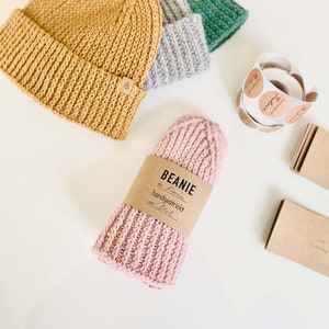 Beanie Banderole, Geschenkverpackung, selber stricken, Mützenbanderole, Geschenke verpacken, Handmade, Banderole für Mützen, Weihnachten