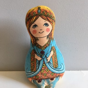 Anne Wilkinson Cinderella cloth doll.