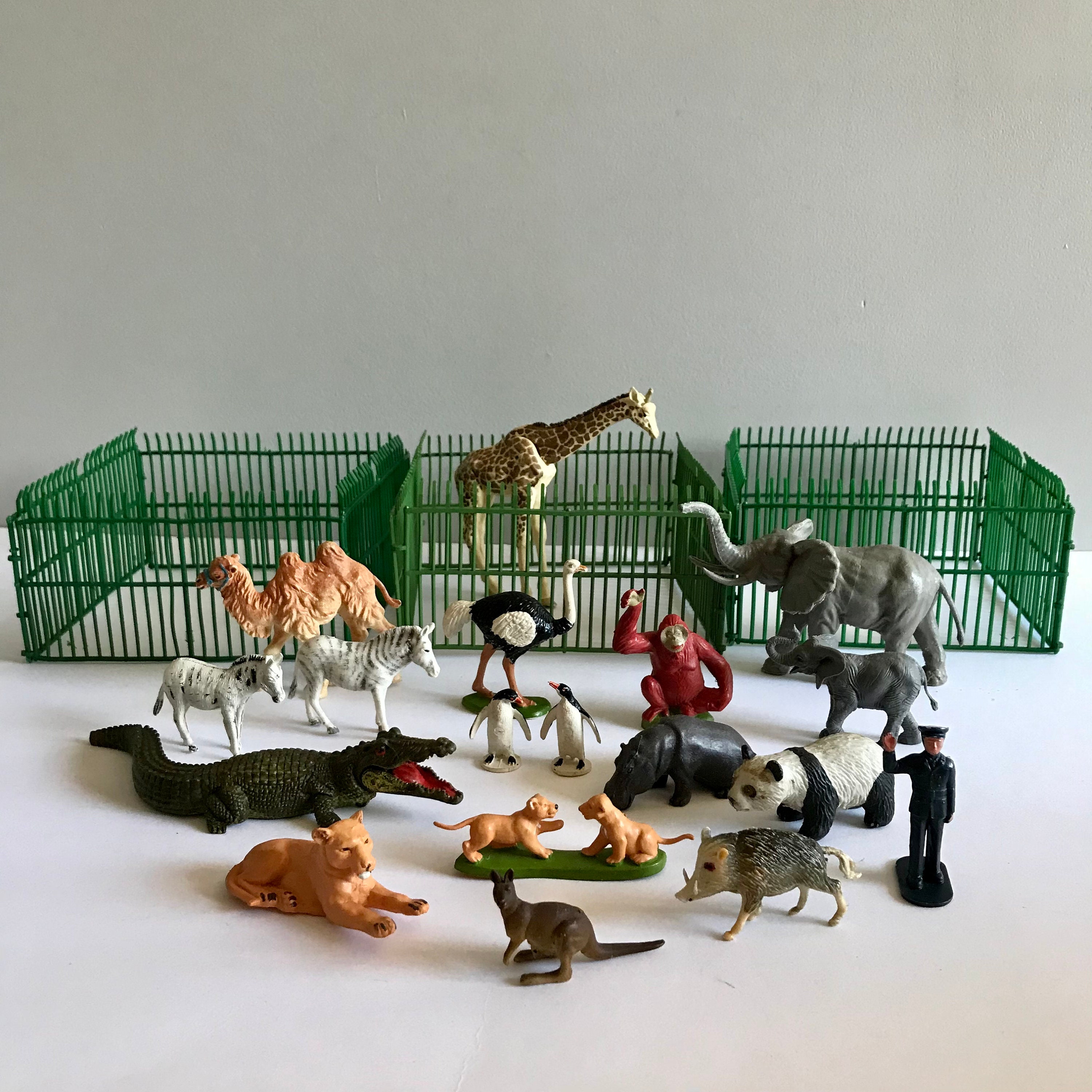 Vintage Britains Zoo Animals and Cages. - Etsy UK