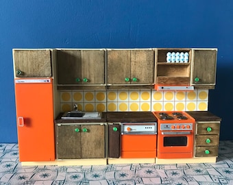 Vintage 1970’s Lundby dollhouse kitchen furniture set.
