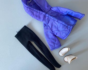 Vintage Sindy winter holiday clothes.