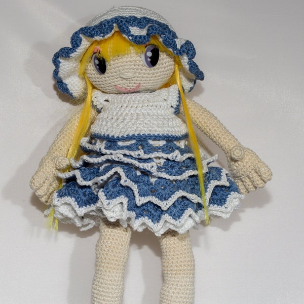 Poupée au crochet