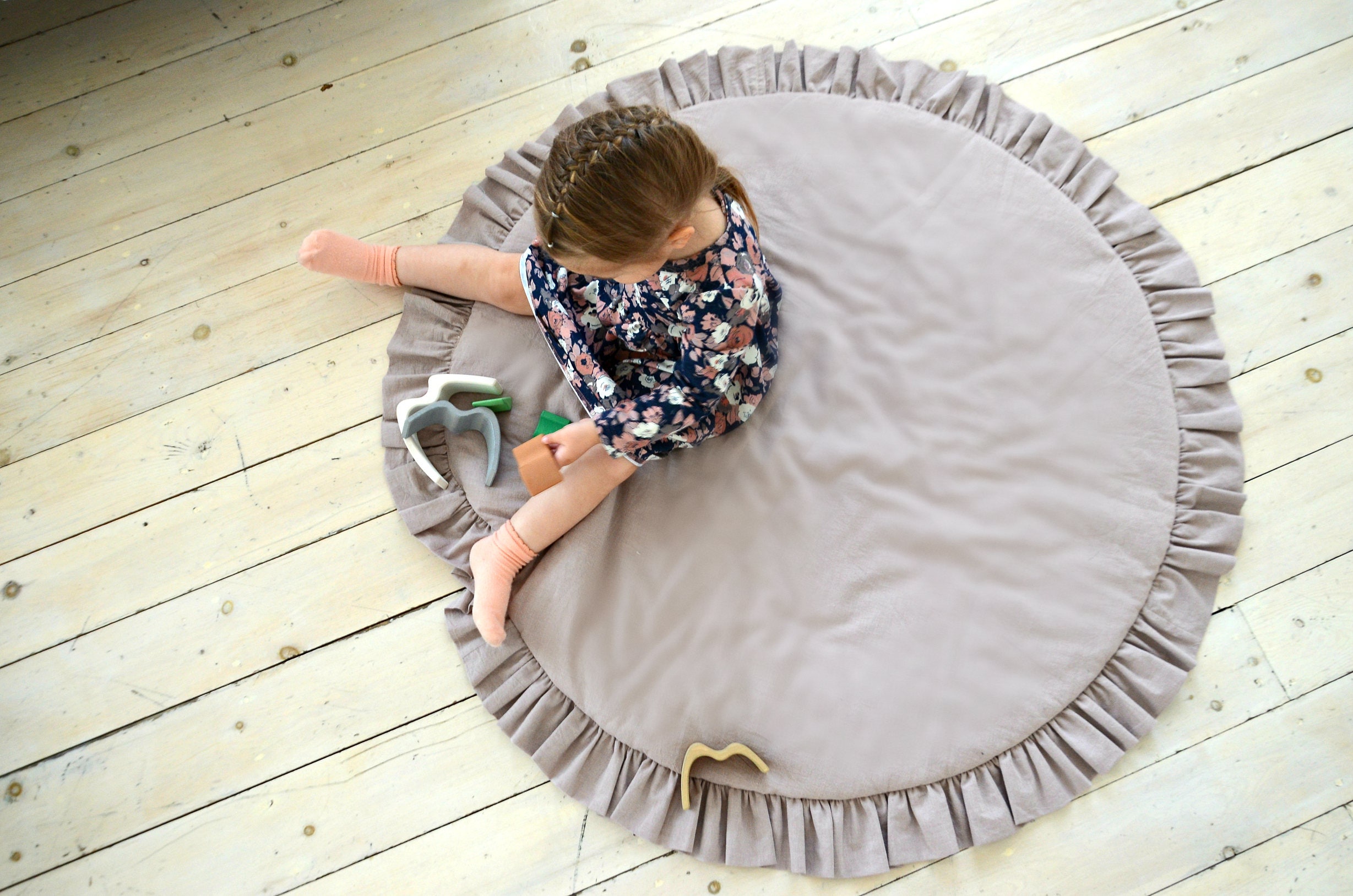 Play mat for girls Play mat nursery rug Round Baby Play Etsy