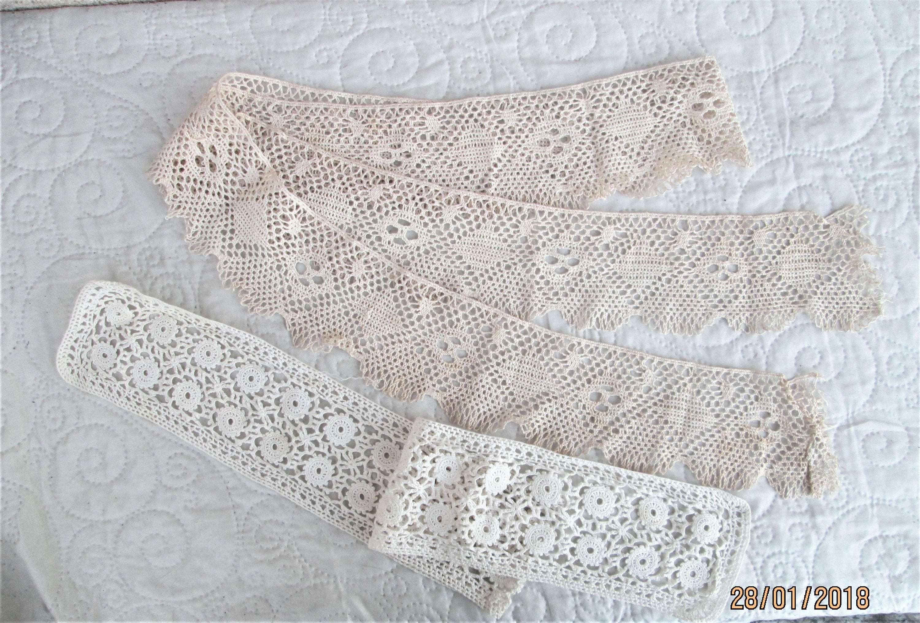 Couture avec dentelle élégante. passementerie Français Vintage, années 1940 coton dentelle, des accents de la robe, couture en dentelle Couture avec dentelle élégante. passementerie Français Vintage, années années Vintage, 1940 coton dentelle, des accents de la robe, couture en dentelle a733b0