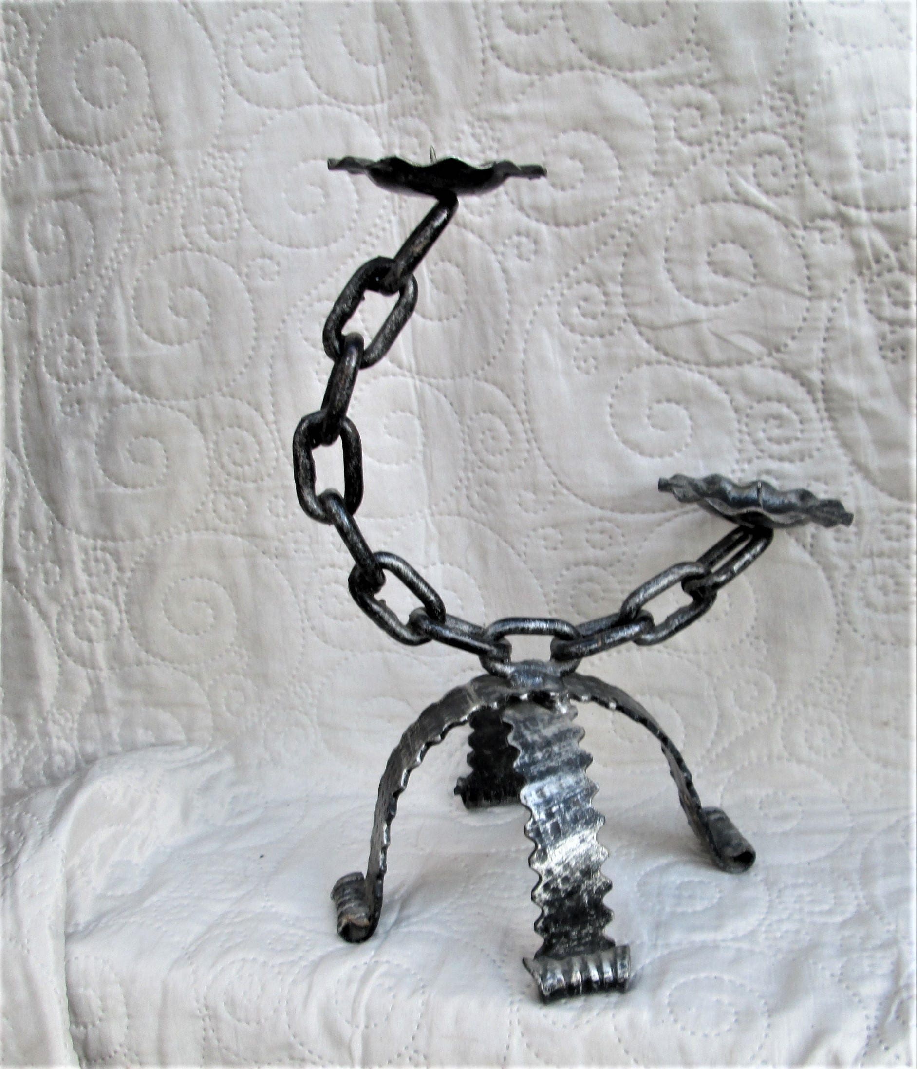 Funky Français Candleholder, Objets Métalliques, Porte-Bougies Vintage, en Métal Goth