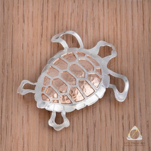 Silver Sea Turtle Broach Gift Turtle ornament Handmade Sterling silver 925,  Art Sculpture Folklore, Nature Jewelry, Rosa gold Silver Plated
