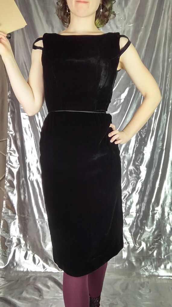True Vintage 1950s velvet pencil dress
