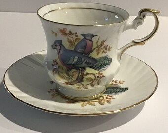 Queens, Birds of America, Cup and Saucer